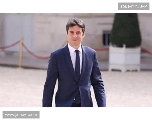 马赛俱乐部迎来新任主教练 目标重回法国足球巅峰 马赛俱乐部迎来新任主教练 目标重回法国足球巅峰