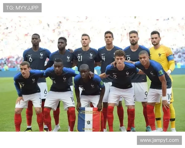 意甲十号右脚前锋崛起成为球队新核心,带领球队挑战冠军荣耀 意甲十号右脚前锋崛起成为球队新核心,带领球队挑战冠军荣耀