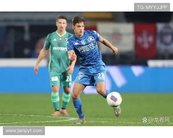 欧洲足坛风云再起多支豪门酝酿冬季转会大动作引爆球迷热议 欧洲足坛风云再起多支豪门酝酿冬季转会大动作引爆球迷热议