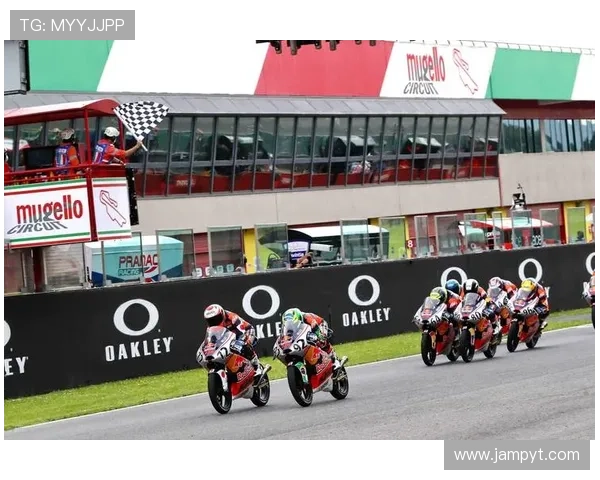 MotoGP赛季回顾：新星崭露头角 传奇车手再创辉煌