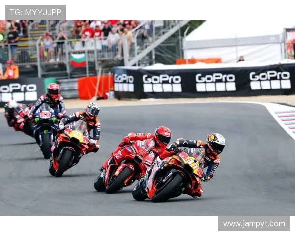 MotoGP赛季精彩纷呈 多位车手争夺世界冠军宝座激烈角逐 MotoGP赛季精彩纷呈 多位车手争夺世界冠军宝座激烈角逐