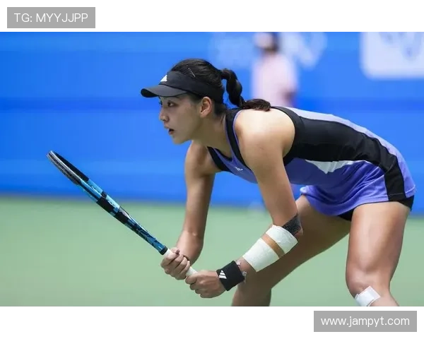 中国网球选手王欣瑜逆袭晋级四强 创下职业生涯最佳成绩 中国网球选手王欣瑜逆袭晋级四强 创下职业生涯最佳成绩