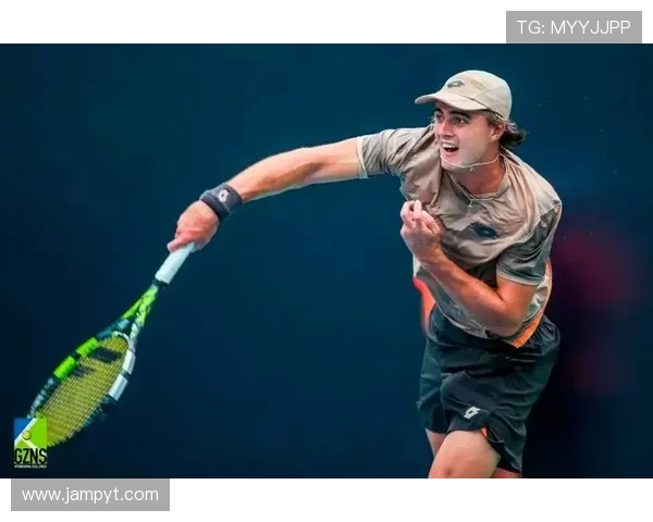 全球网球大满贯赛事迎来新变化 多位顶级选手携手亮相新赛季 全球网球大满贯赛事迎来新变化 多位顶级选手携手亮相新赛季