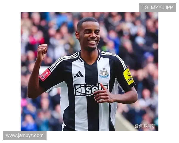 欧洲豪门对决引爆冬季转会市场新动向,年轻球星表现成焦点热点话题 欧洲豪门对决引爆冬季转会市场新动向,年轻球星表现成焦点热点话题