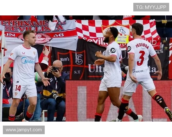 西甲联赛最新积分榜出炉豪门鏖战格局生变冠军争夺再起波澜